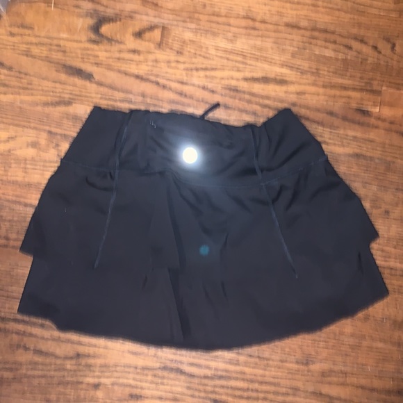 Athleta size S black skort w/drawstring EUC - Picture 2 of 7